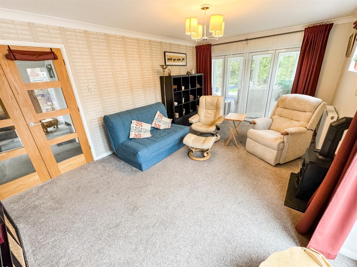Kingsbrook, Corby
