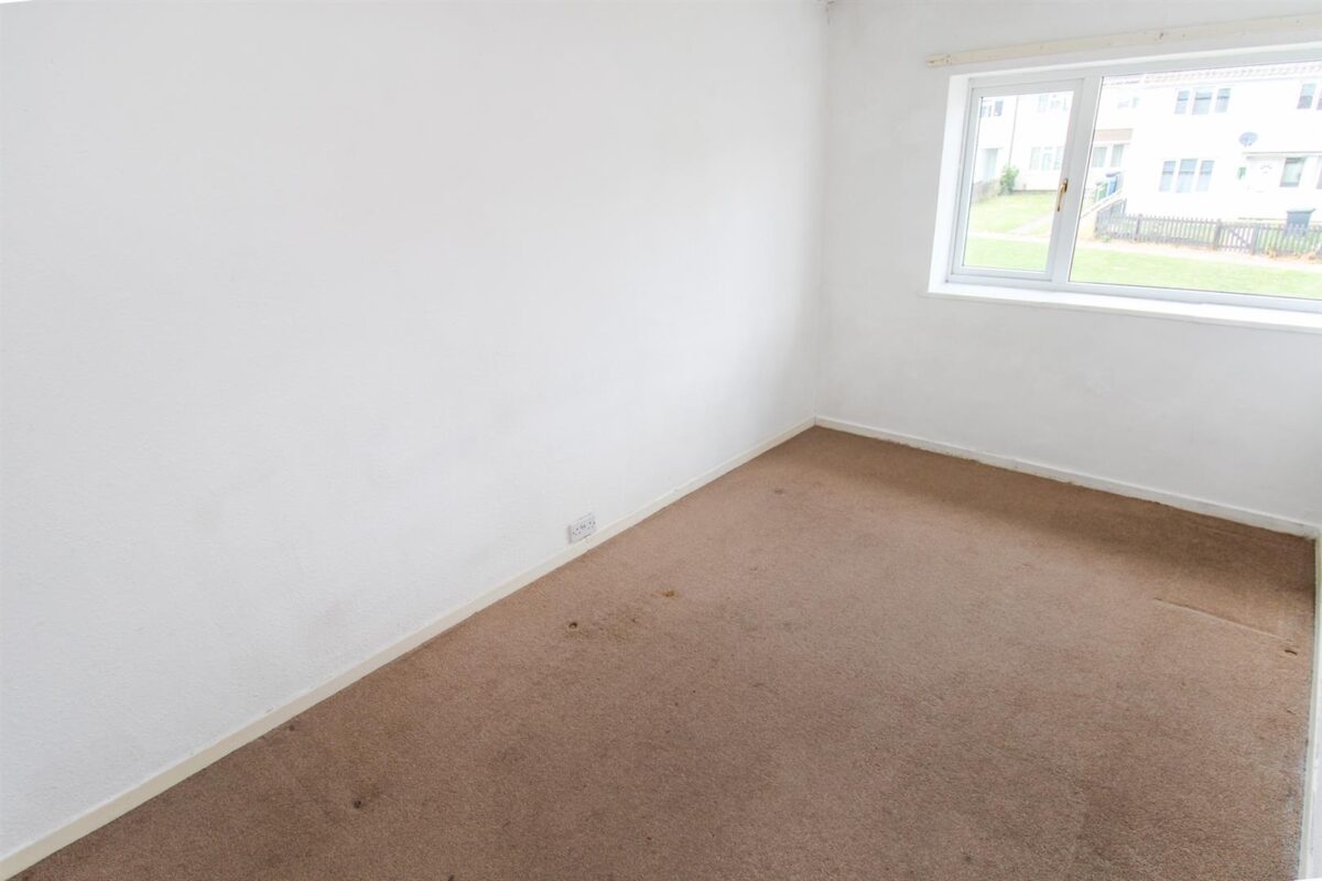 Cameron Court, Corby