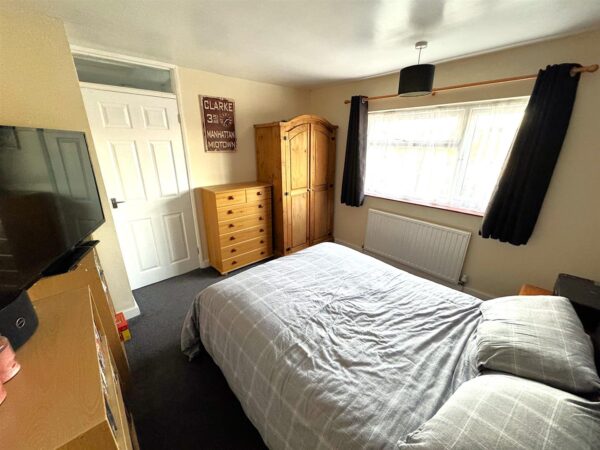 Blake Road, Corby