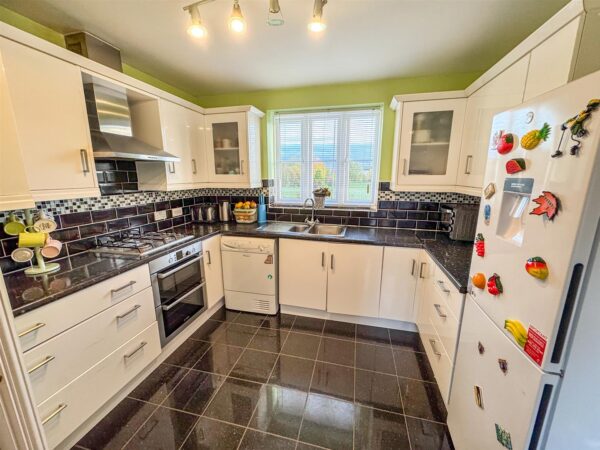 Chequers Close, Corby
