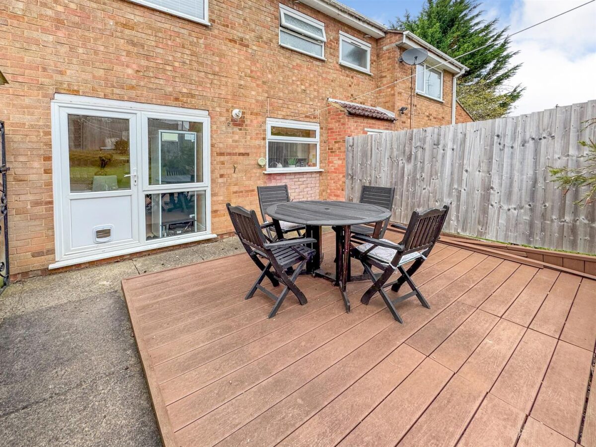 Seaton Crescent, Corby