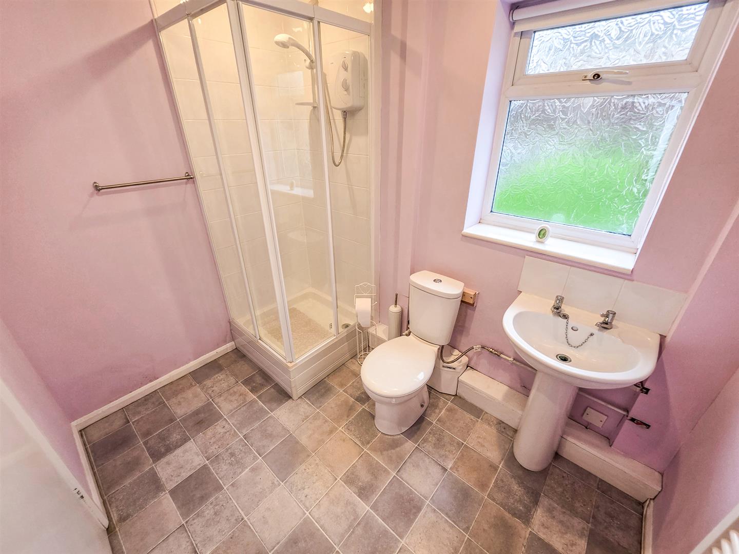 Howe Crescent, Corby