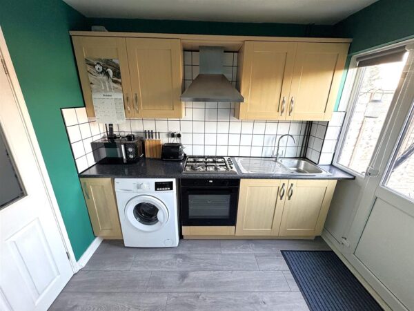 Blake Road, Corby