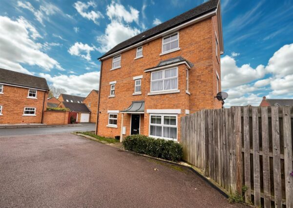 Arden Close, Corby