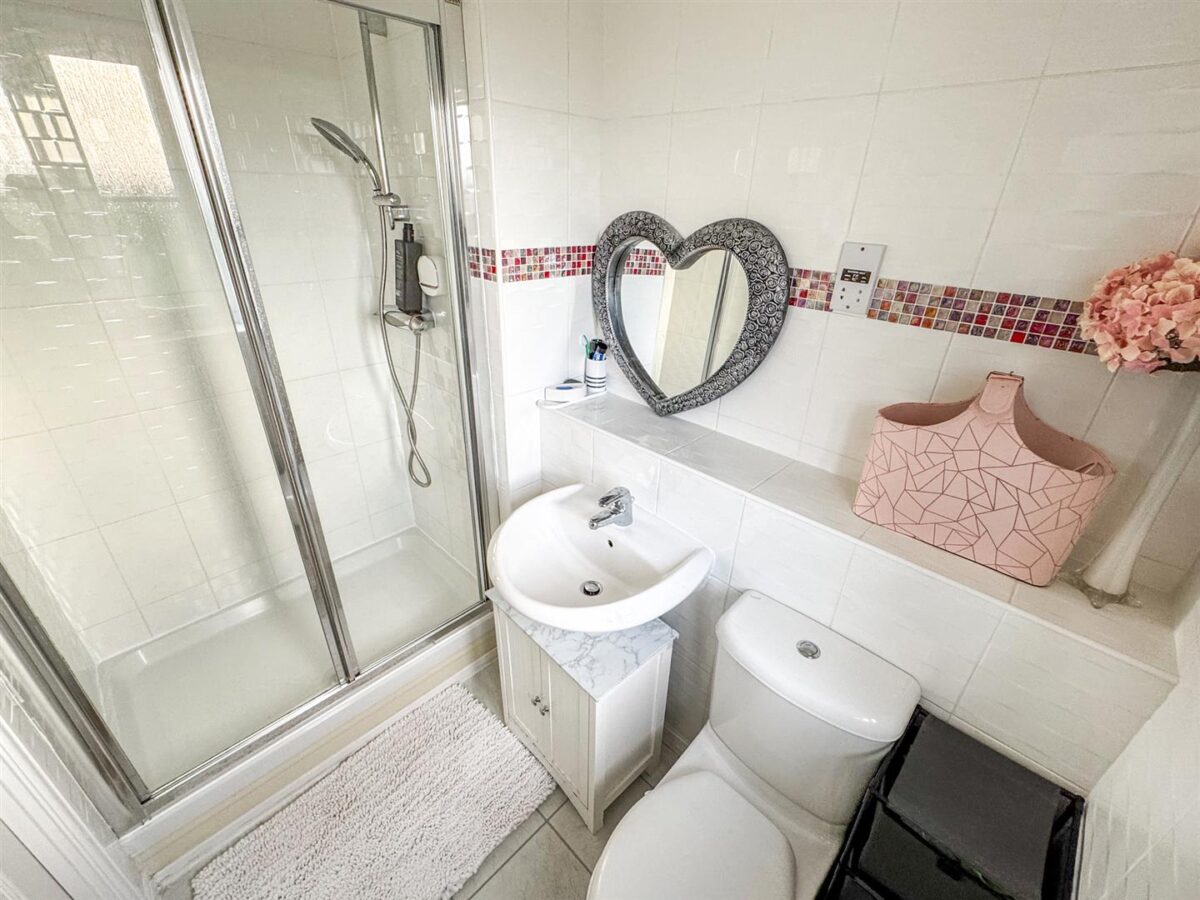 Chequers Close, Corby