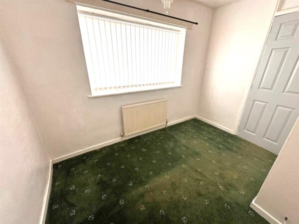Landseer Court, Corby