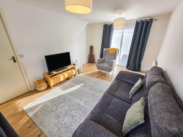 Charnwood Road, Corby