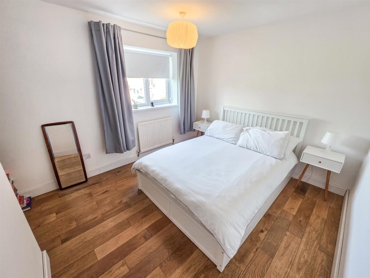 Charnwood Road, Corby