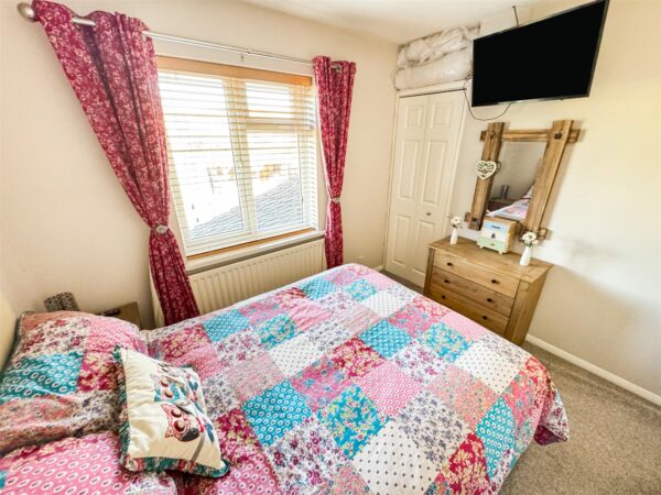Chestnut Avenue, Corby