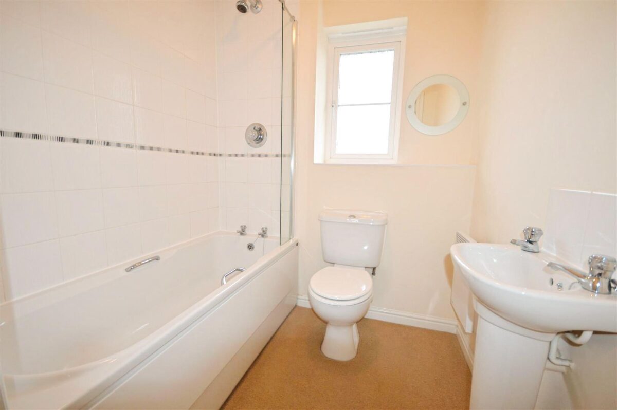 Fontwell Crescent, Corby