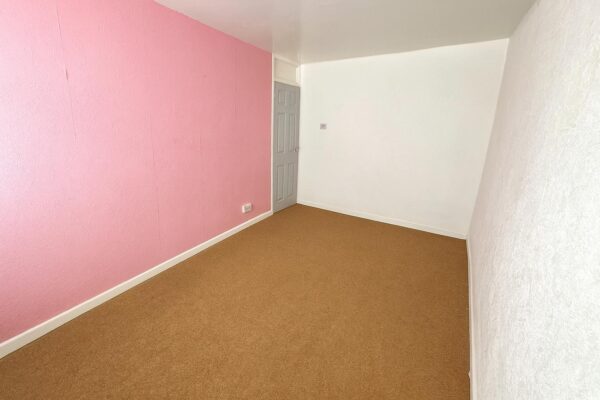 Landseer Court, Corby