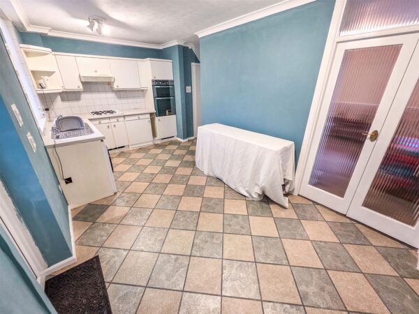 Howe Crescent, Corby