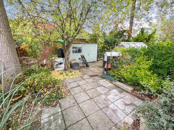 Kingsbrook, Corby