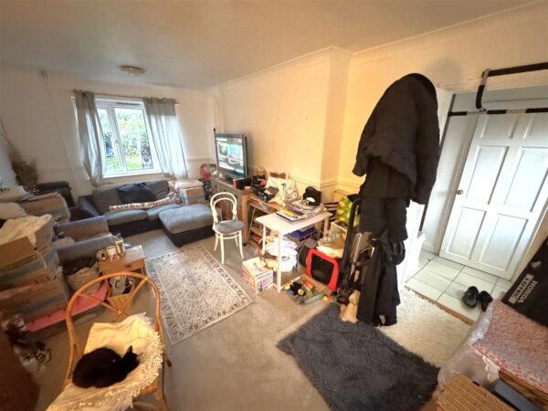 James Watt Avenue, Corby