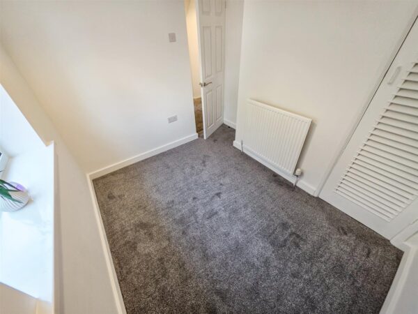 Westfields Road, Corby