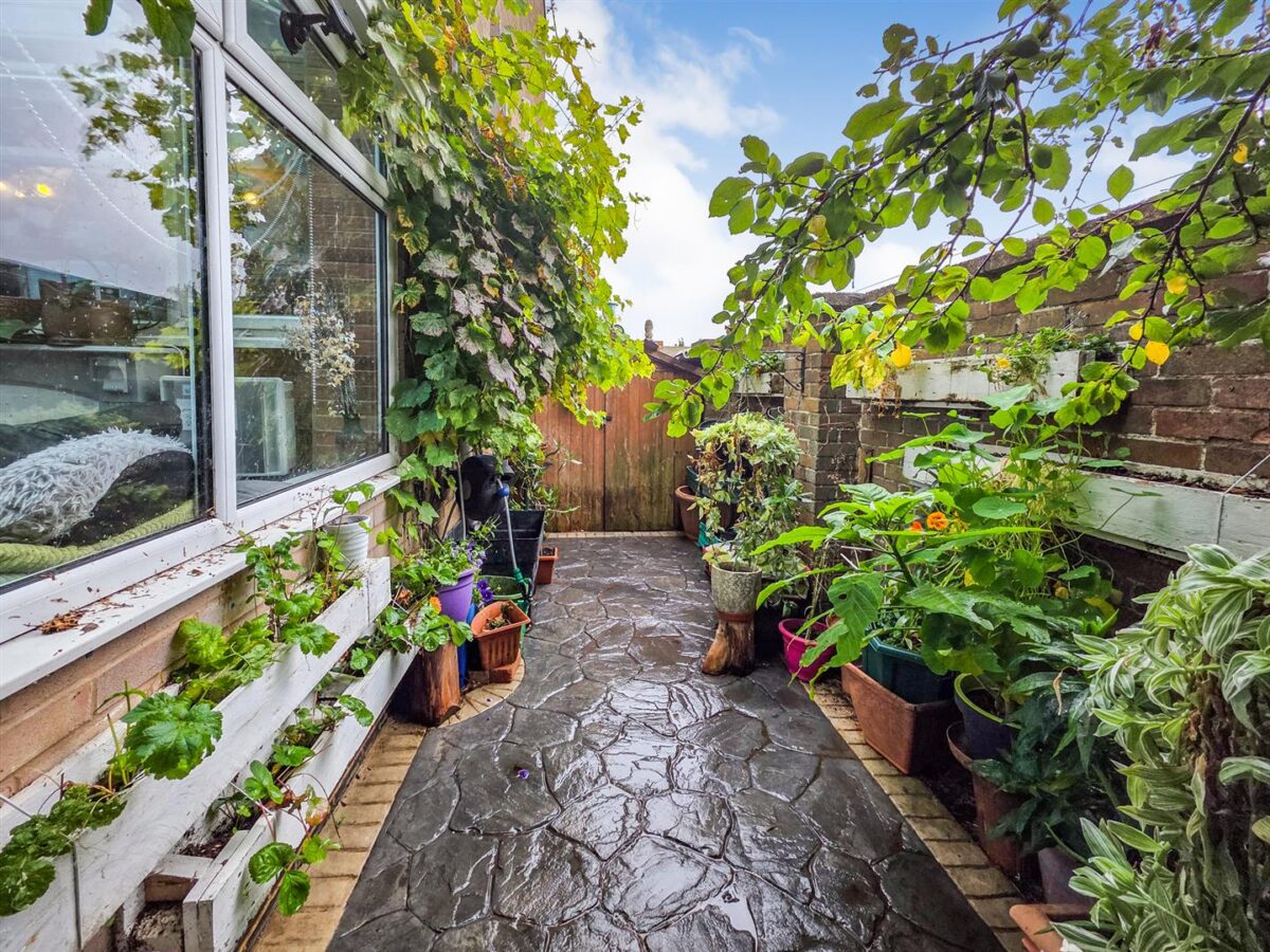 Teviot Close, Corby