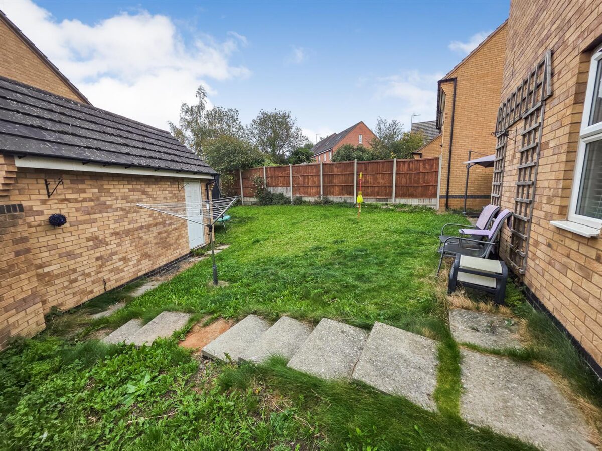 Kelso Close, Corby
