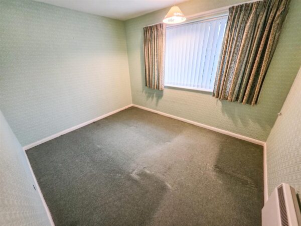 Howe Crescent, Corby