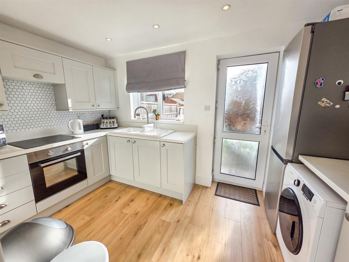 Charnwood Road, Corby