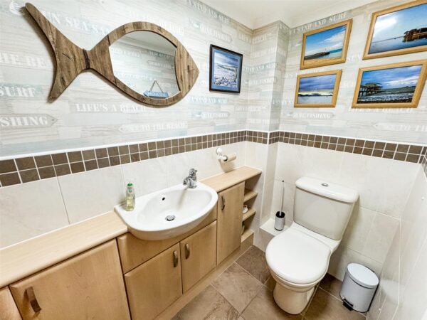 Kingsbrook, Corby