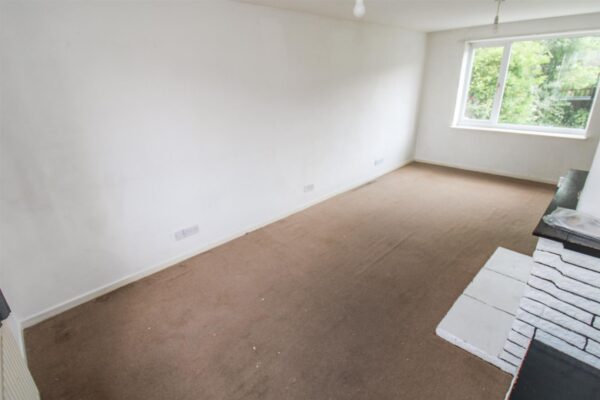 Cameron Court, Corby