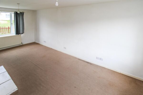 Cameron Court, Corby