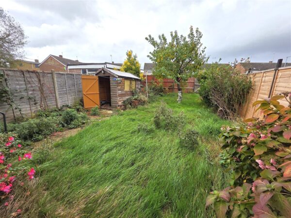 Glastonbury Road, Corby