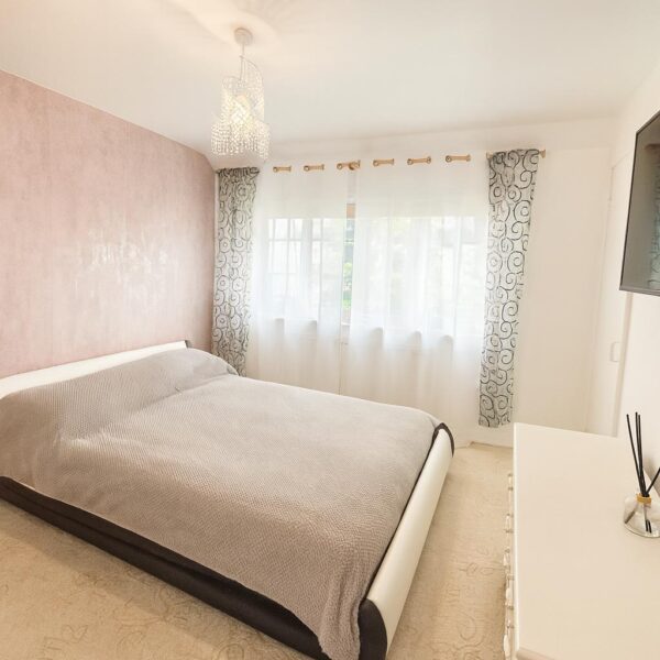 Weymouth Close, Corby