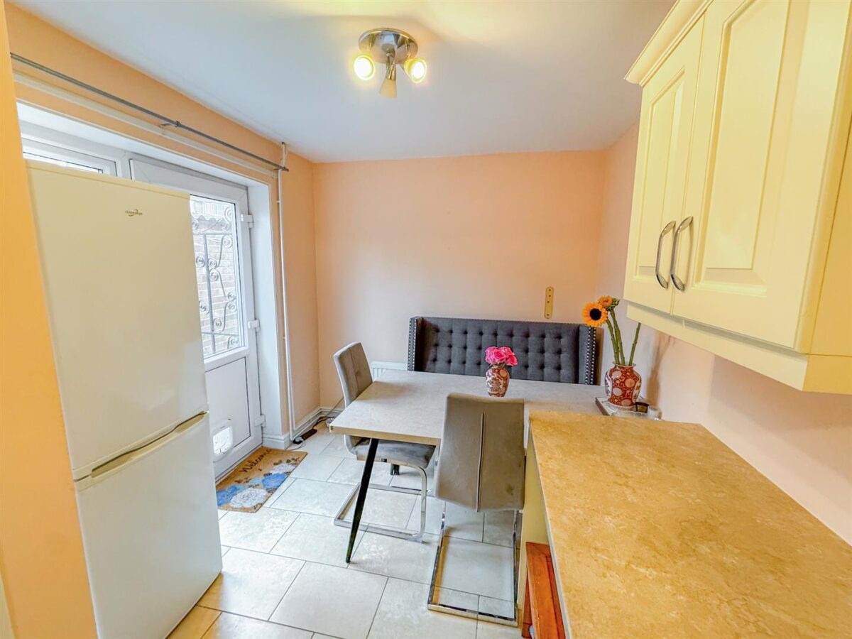 Seaton Crescent, Corby