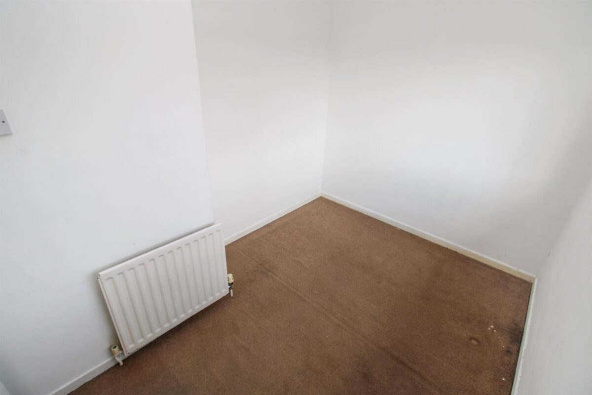 Cameron Court, Corby