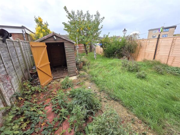 Glastonbury Road, Corby