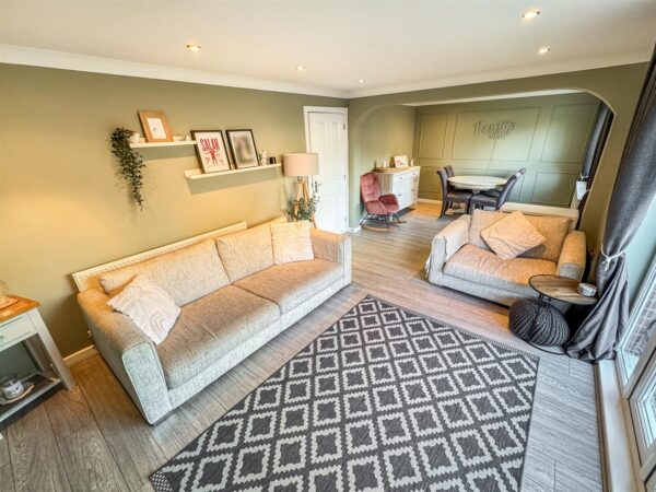 Flycatcher Road, Corby