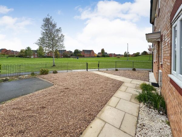Chequers Close, Corby
