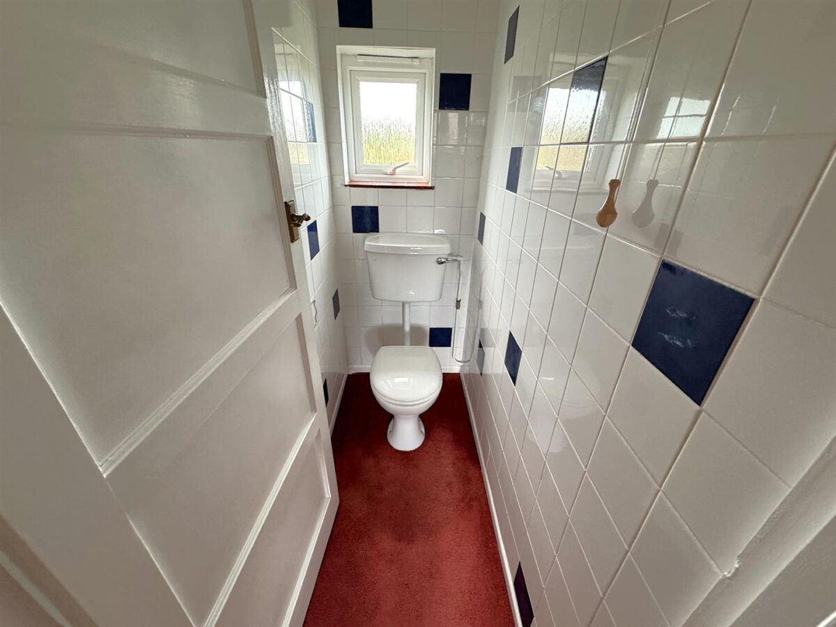 De Roos Way, Stoke Albany, Market Harborough