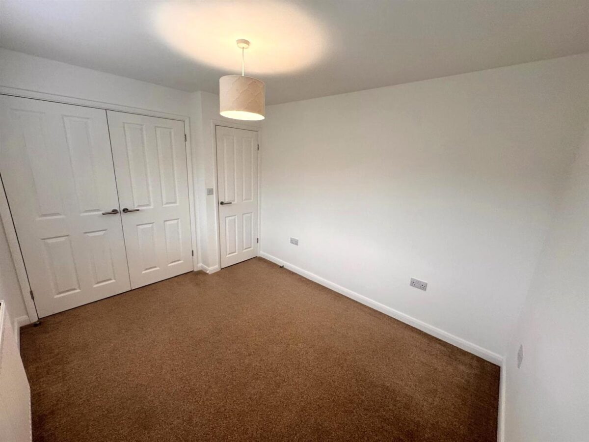 Coldermeadow Avenue, Corby