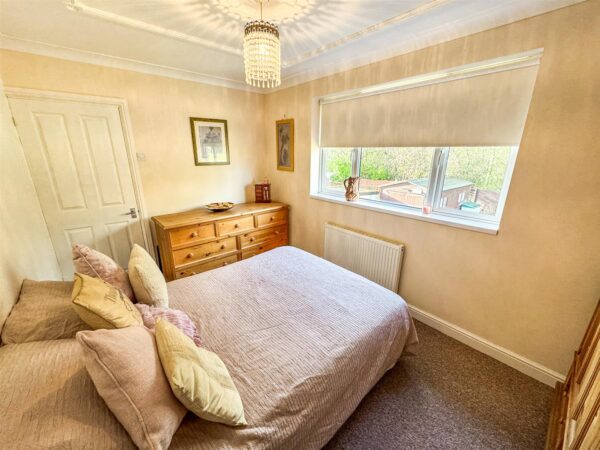 Studfall Avenue, Corby