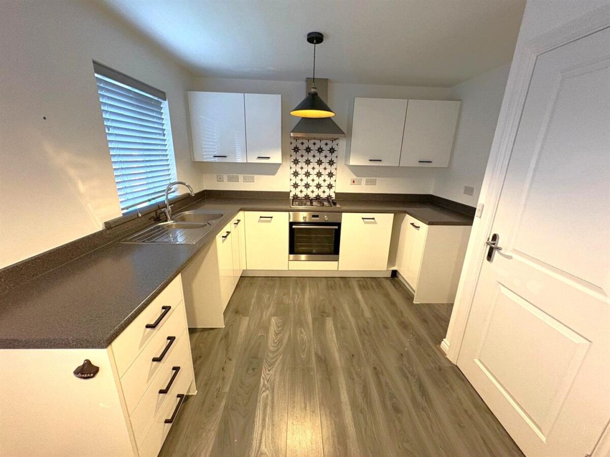 Starling Close, Corby