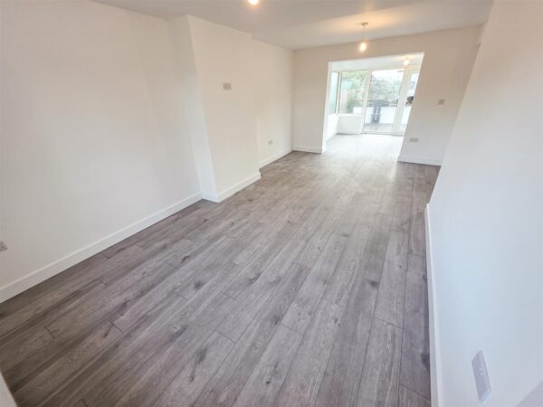 Clovelly Court, Corby