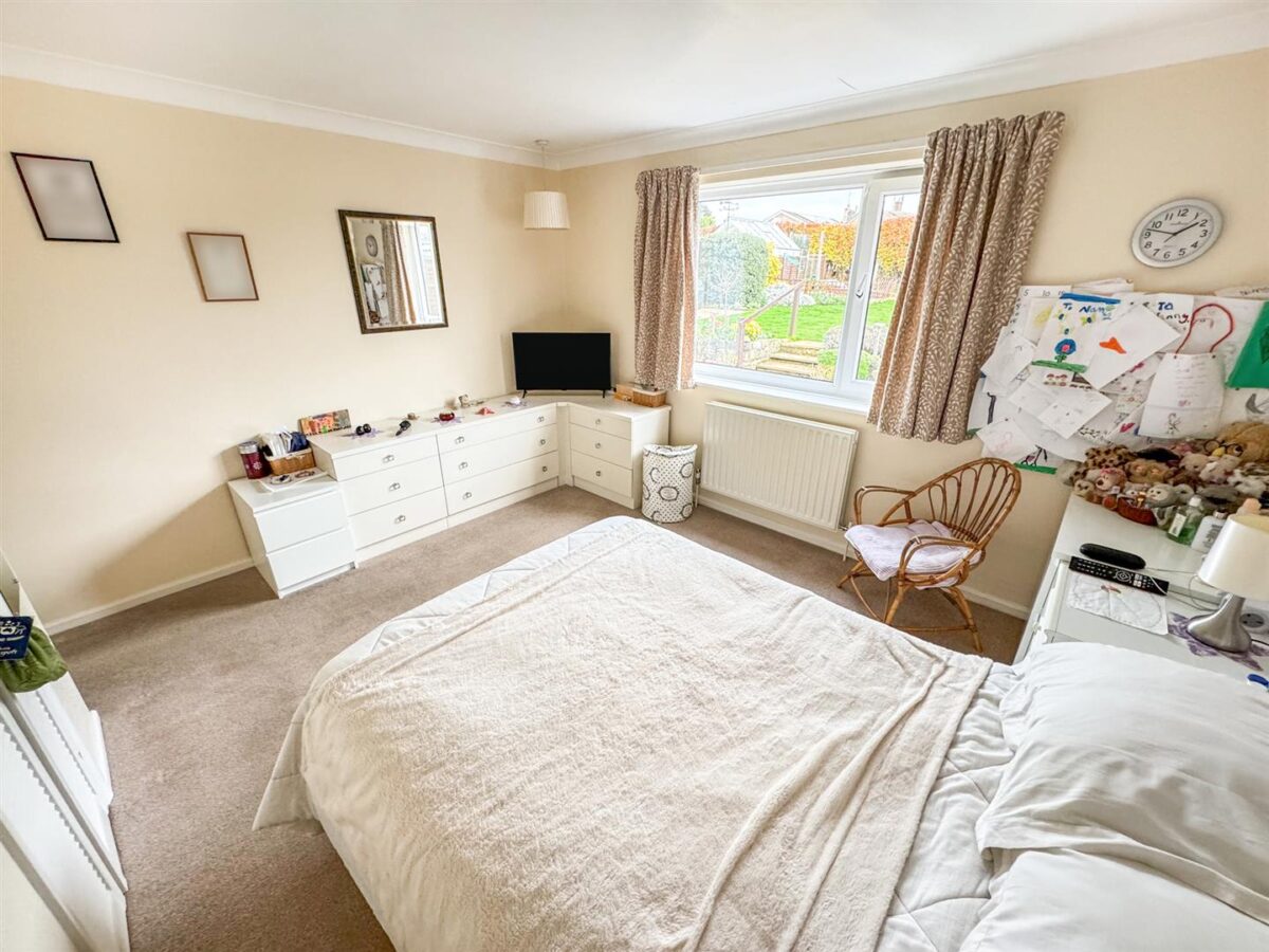 Home Farm Road, Stanion, Kettering