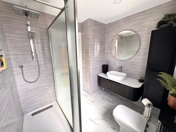 Coniston Close, Corby