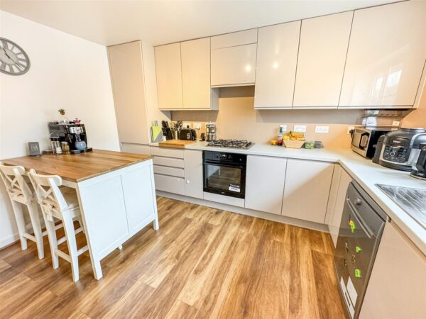 Oak Wood Drive, Corby