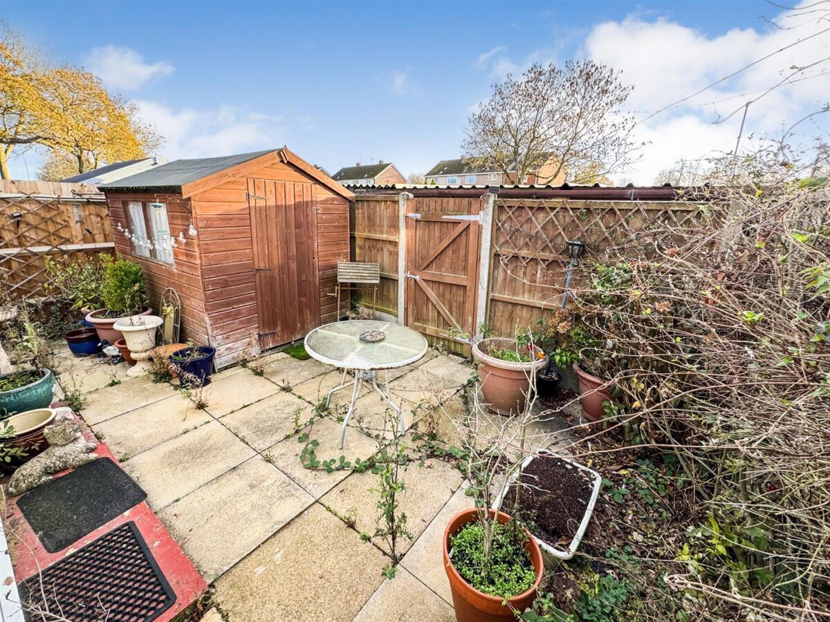 Minehead Close, Corby