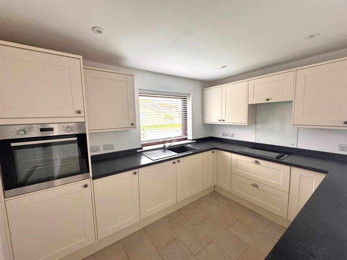 Coldermeadow Avenue, Corby