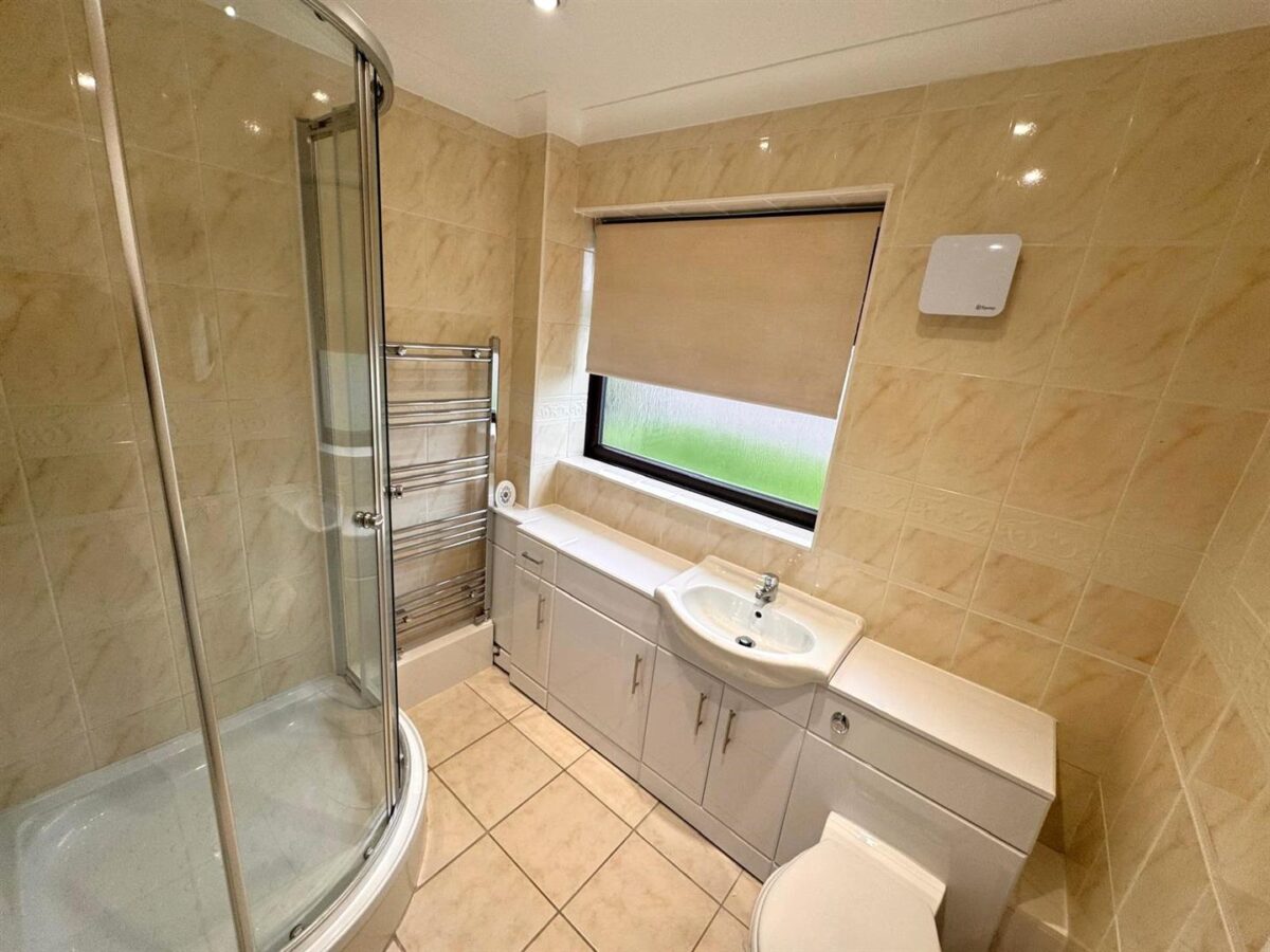 Coldermeadow Avenue, Corby