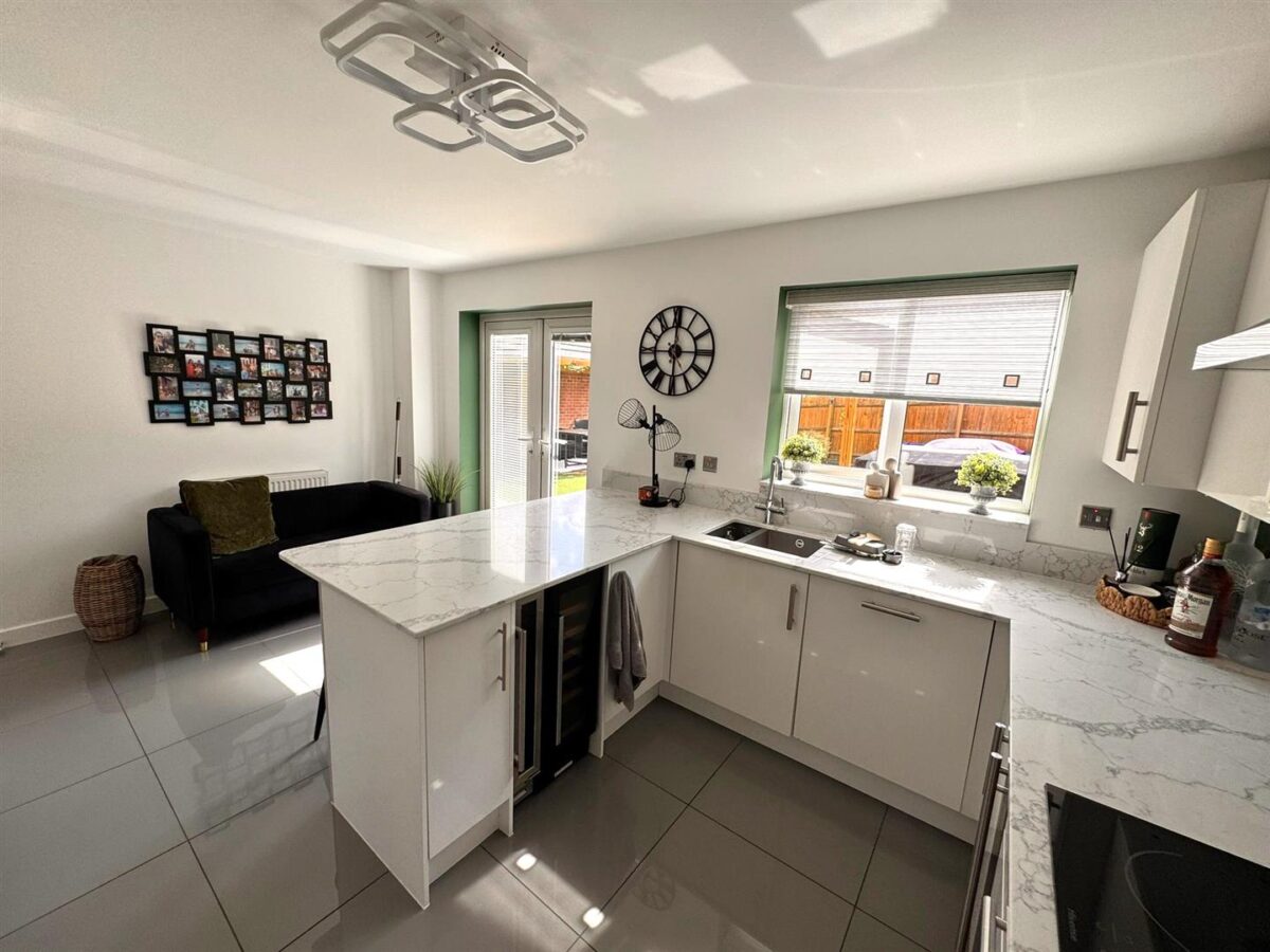 Coniston Close, Corby