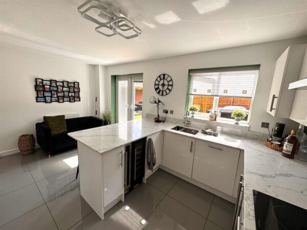 Coniston Close, Corby