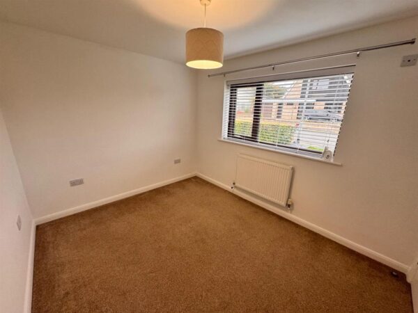 Coldermeadow Avenue, Corby