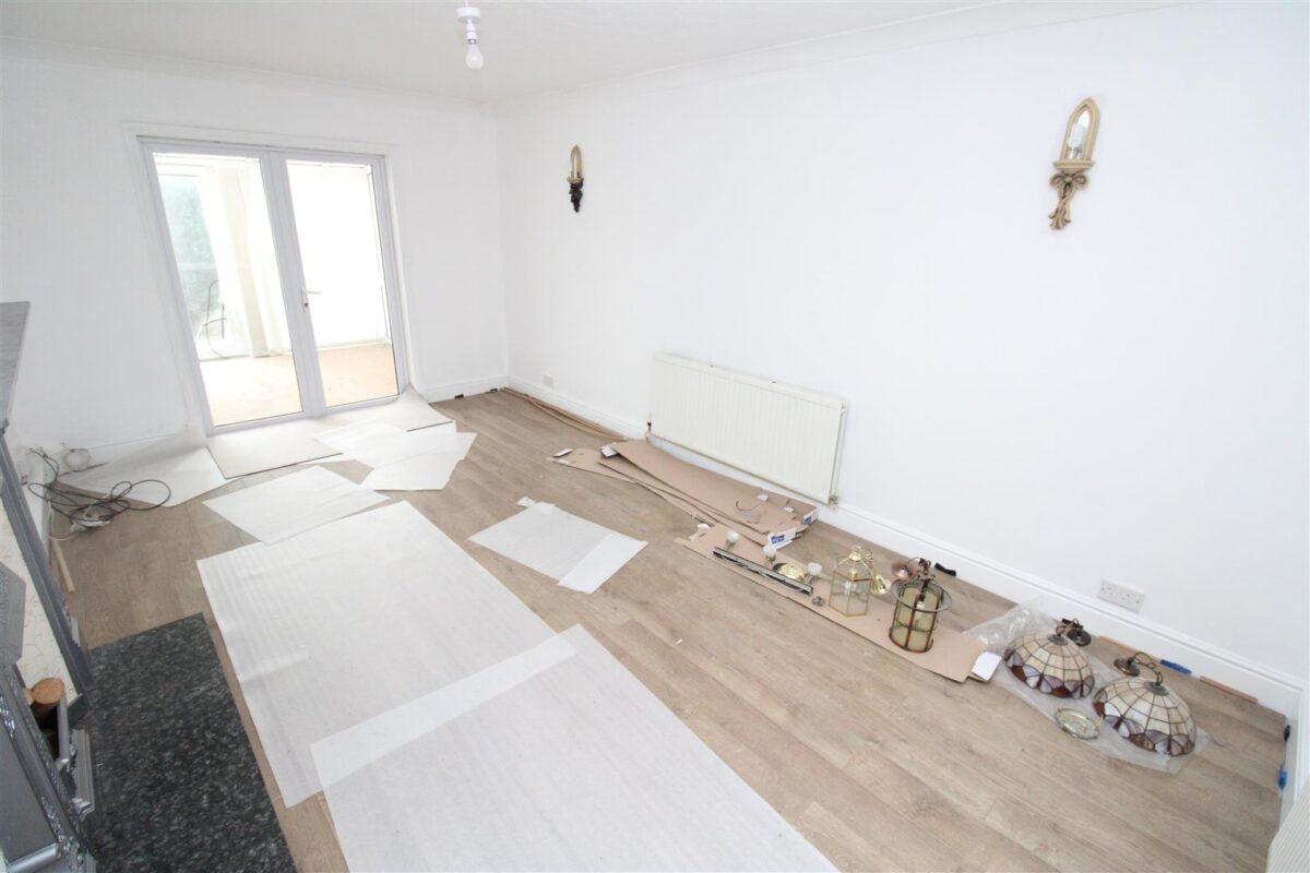 Upperfield Grove, Corby