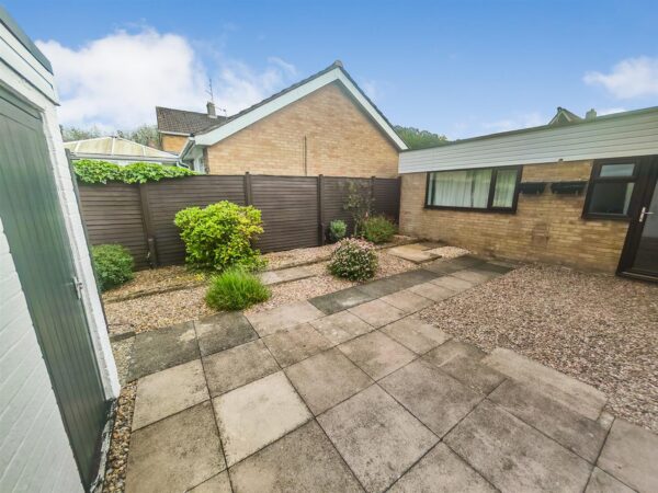 Coldermeadow Avenue, Corby