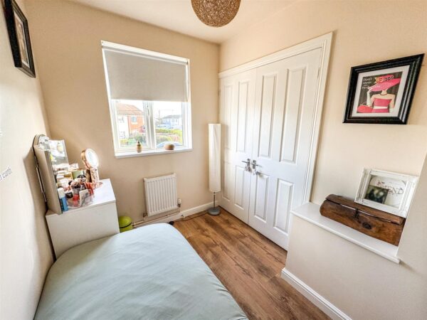 Studfall Avenue, Corby